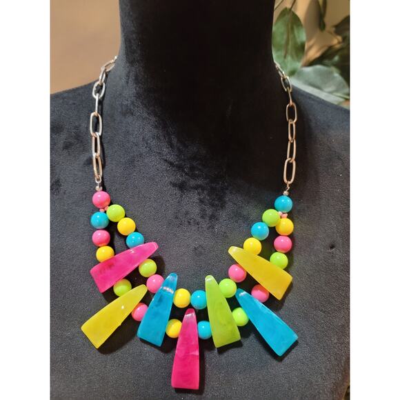 Jewelry - Women's Colorful Beaded Statement Necklace With Lobster Clasp Fashion Jewelry
